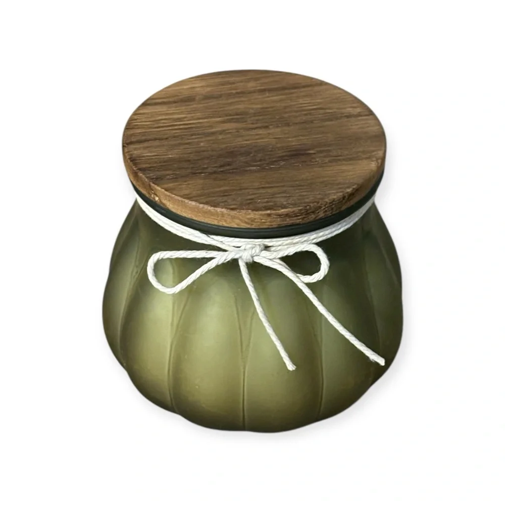 Pier 1 Pumpkin Woods Scented Pumpkin Shaped Glass Jar Candle Wooden Lid 7.8oz